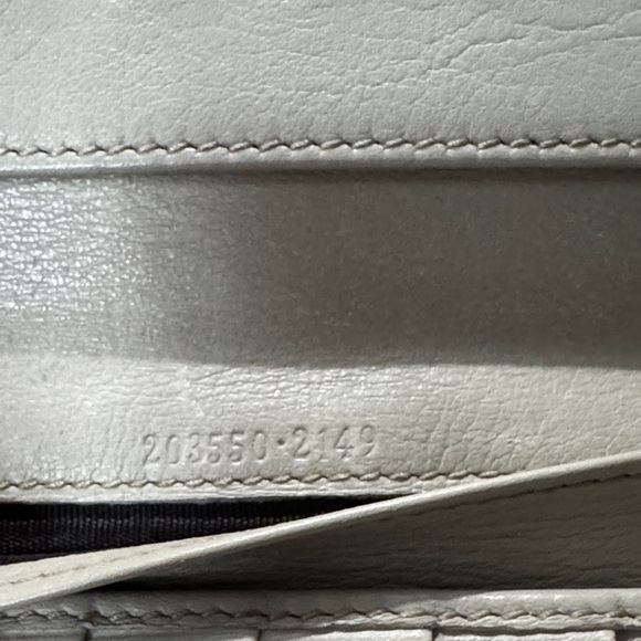 Authentic Gucci Leather Wallet with Heart Clasp